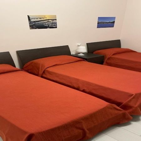 Sissi Comfort Rooms Foresteria Lombarda مونزا المظهر الخارجي الصورة