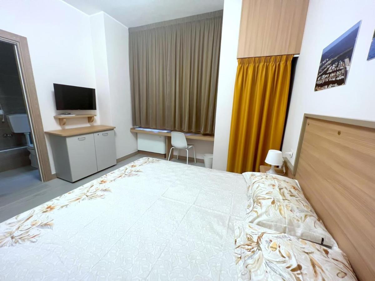 Sissi Comfort Rooms Foresteria Lombarda مونزا المظهر الخارجي الصورة
