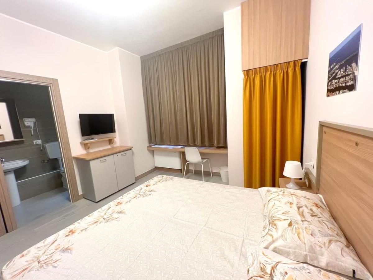 Sissi Comfort Rooms Foresteria Lombarda مونزا المظهر الخارجي الصورة