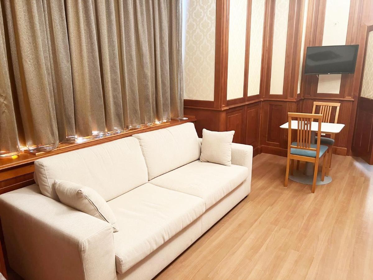 Sissi Comfort Rooms Foresteria Lombarda مونزا المظهر الخارجي الصورة
