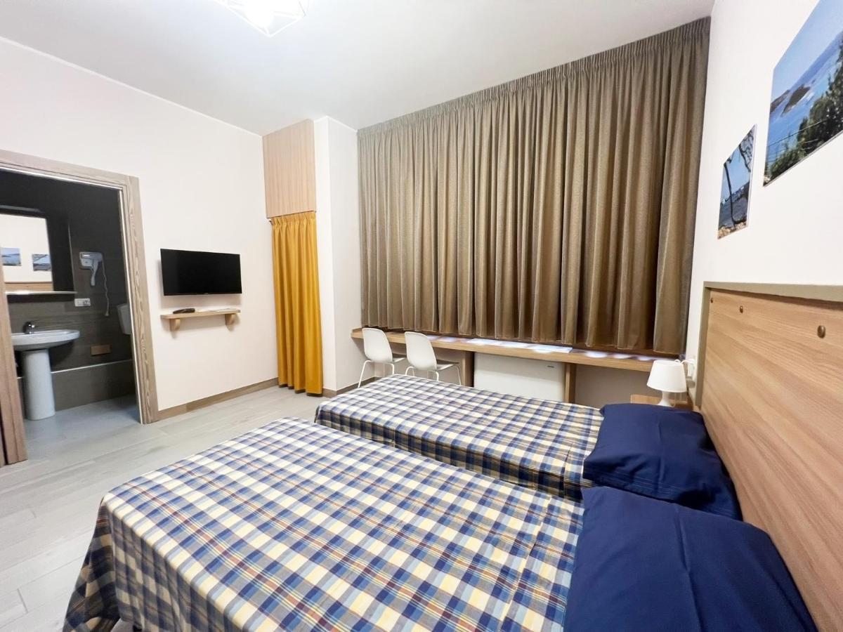 Sissi Comfort Rooms Foresteria Lombarda مونزا المظهر الخارجي الصورة